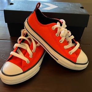 NEW Little kids size 12 converse